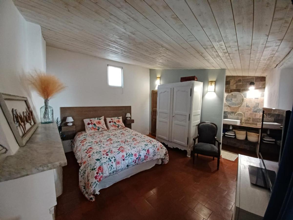 Chez Les Filles Bed & Breakfast Dions Ngoại thất bức ảnh