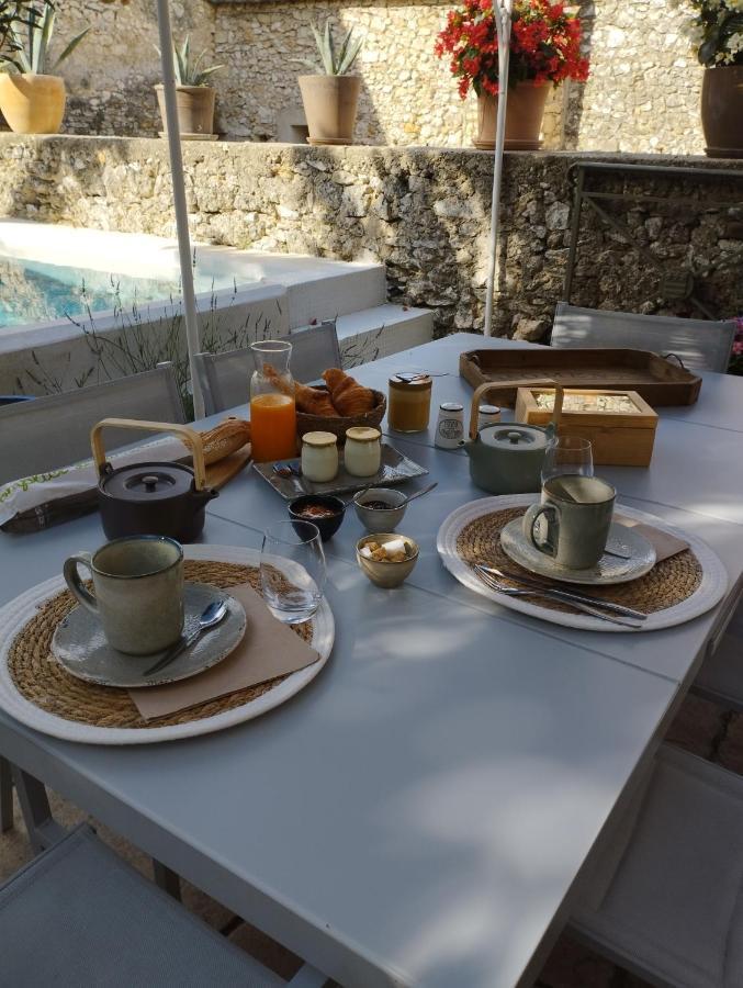 Chez Les Filles Bed & Breakfast Dions Ngoại thất bức ảnh