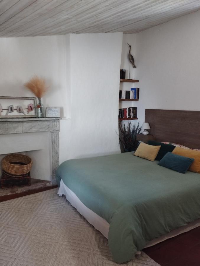Chez Les Filles Bed & Breakfast Dions Ngoại thất bức ảnh